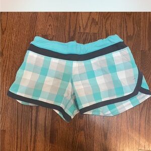 Lululemon Women's Plaid Shorts in Blue and White in size 8